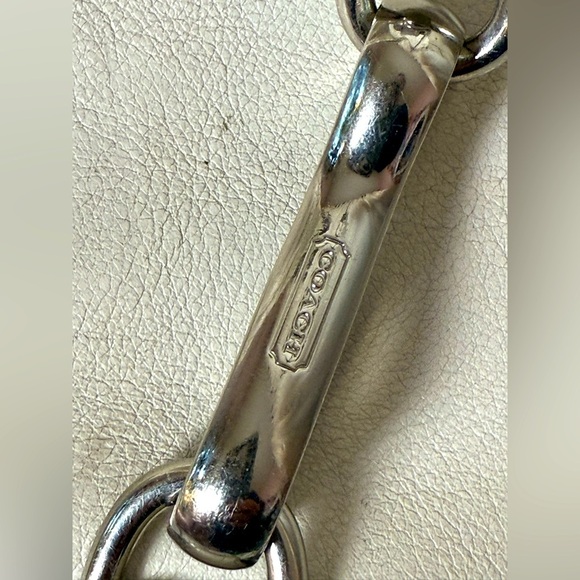 Coach 2005 Leather Hamptons Hobo Shoulder Bag in Bone, VGUC For Age Minor Flaws - Picture 11 of 11